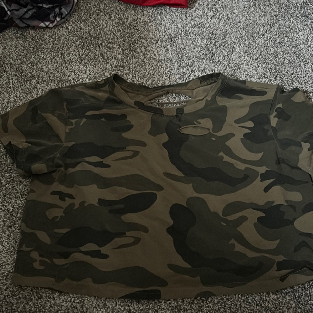 Distressed, camo crop top tee